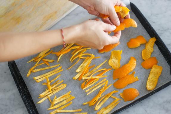 dried orange slices snack