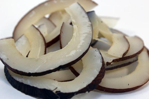 benefits of eating dried coconut and its side effects for men