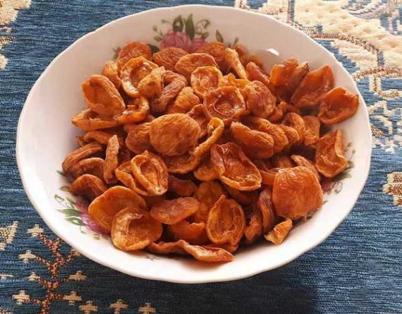 dried apricots price