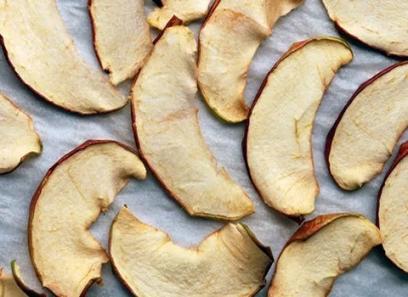 The price of bulk purchase of dried Apples is cheap and reasonable