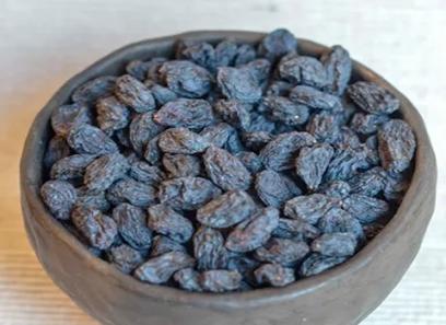 Bulk purchase of Iranian black raisins with the best conditions